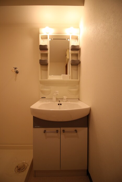 物件内観写真12　(洗面)