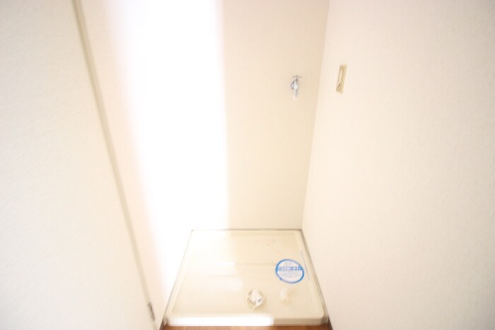 物件内観写真19　(洗濯機置場)