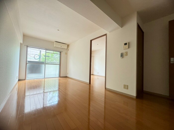 物件内観写真14　(居室)