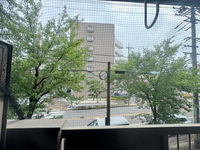 物件内観写真15　(室内からの展望)