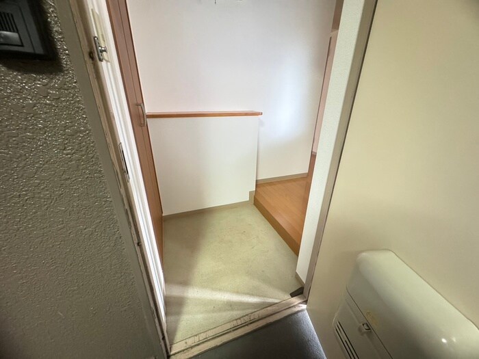 物件内観写真21　(玄関)