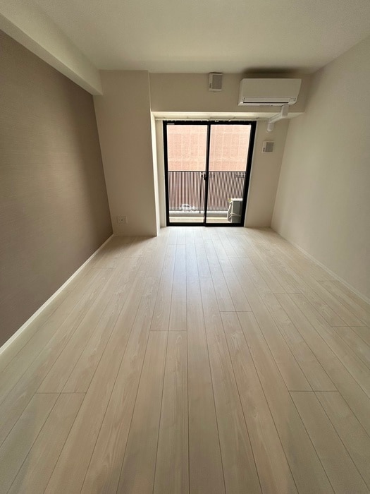 物件内観写真2　(居室)