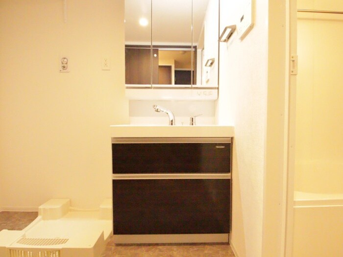 物件内観写真7　(洗面)