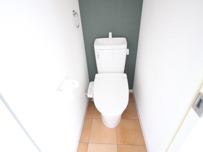 物件内観写真9　(トイレ)