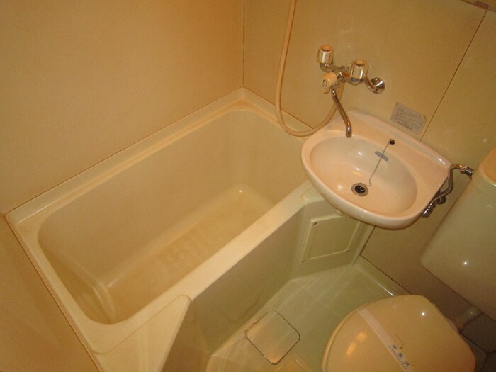 物件内観写真12　(バス／シャワールーム等)