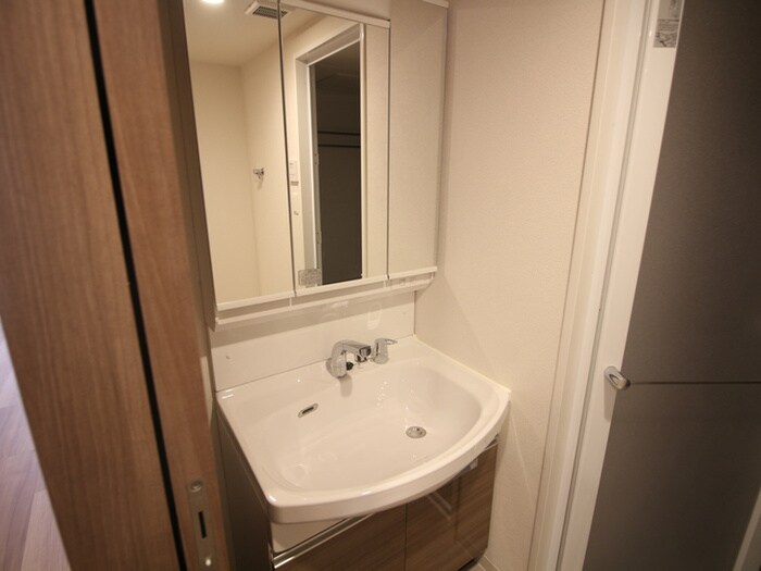 物件内観写真6　(洗面)