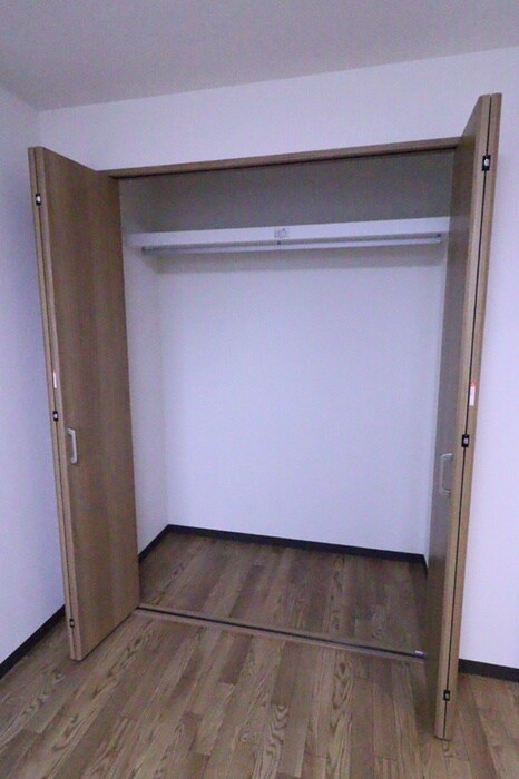 物件内観写真10　(収納)