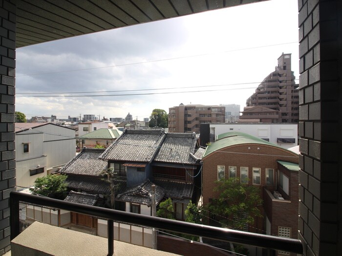 物件内観写真22　(室内からの展望)