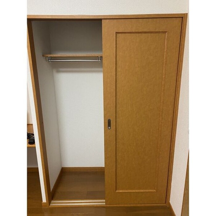 物件内観写真11　(収納)