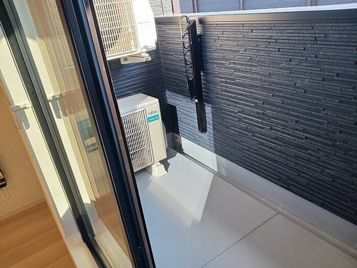 物件内観写真13　(ベランダ・バルコニー)