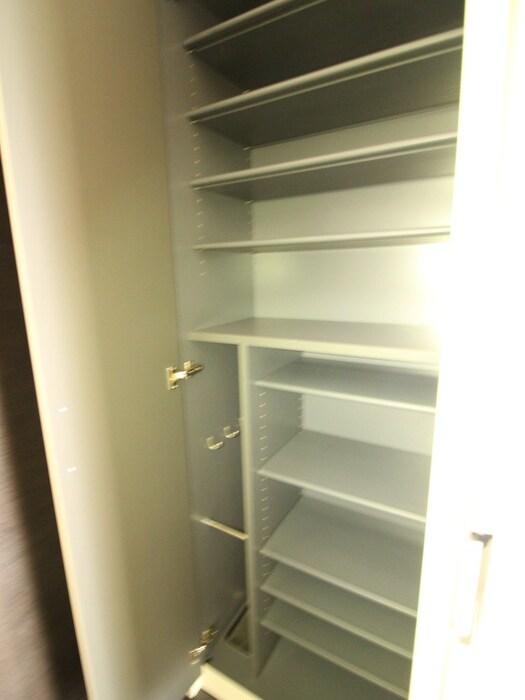 物件内観写真21　(靴箱)