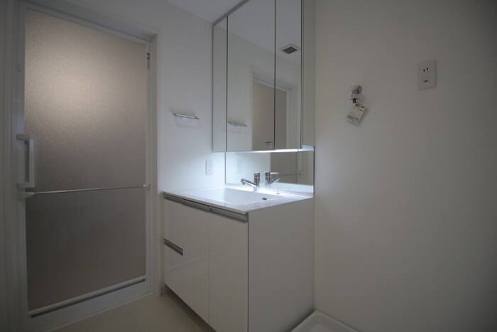 物件内観写真10　(洗面)