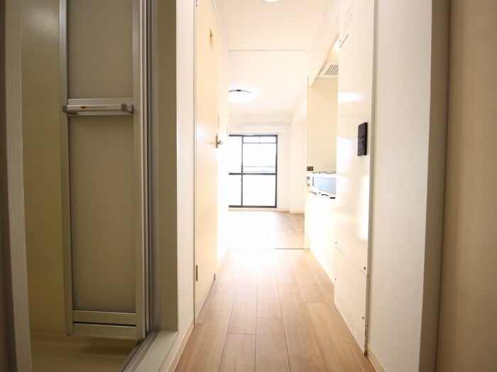 物件内観写真22　(廊下)