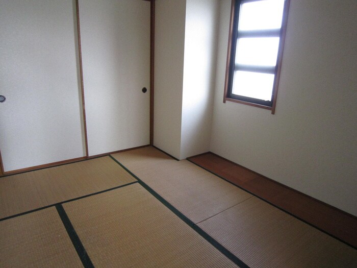 物件内観写真11　(居室)