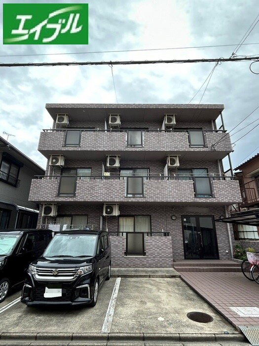 物件外観写真5　(駐車場)