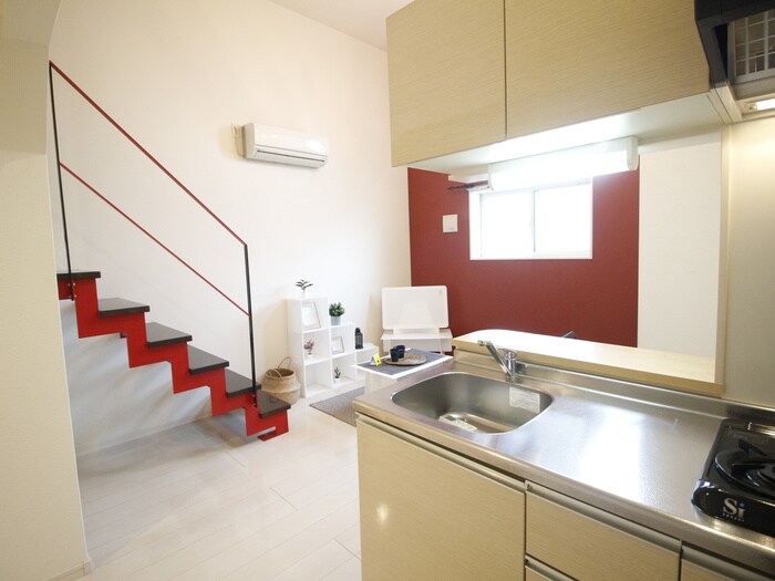 物件内観写真8　(居室)