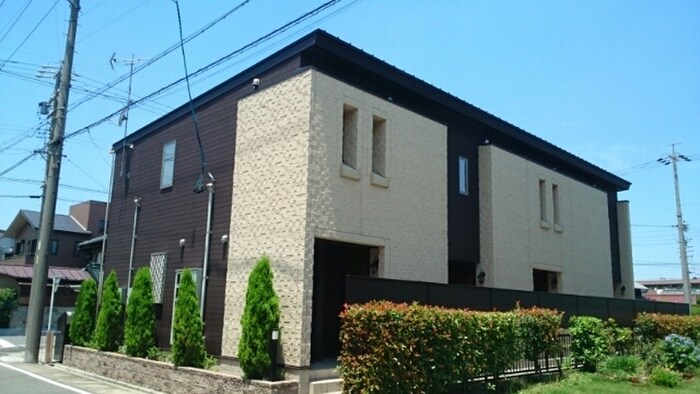 物件外観写真3　(外観写真)