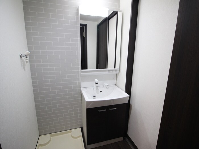 物件内観写真12　(洗面)