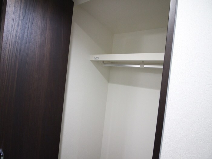 物件内観写真13　(収納)