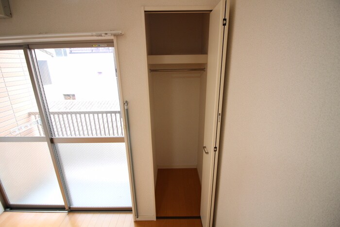 物件内観写真18　(収納)