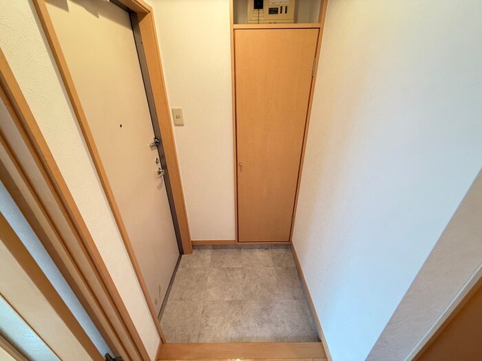 物件内観写真19　(玄関)