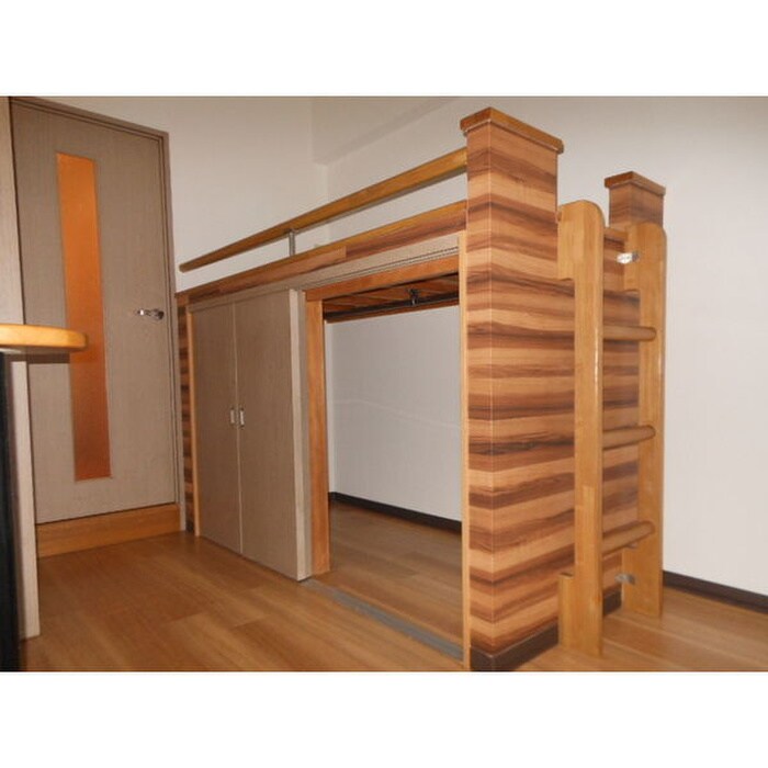 物件内観写真10　(収納)