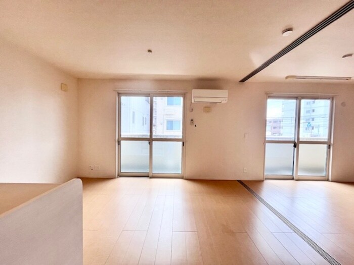 物件内観写真11　(居室)