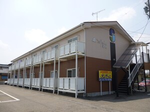 Surplus One 栄山外観写真