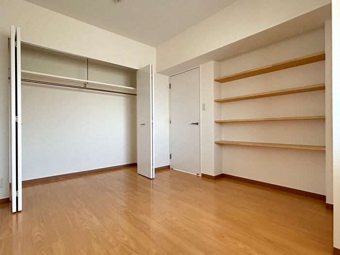 物件内観写真9　(居室)