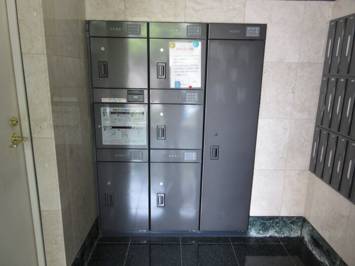 物件外観写真4　(建物設備)