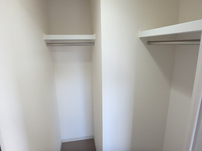 物件内観写真9　(収納)