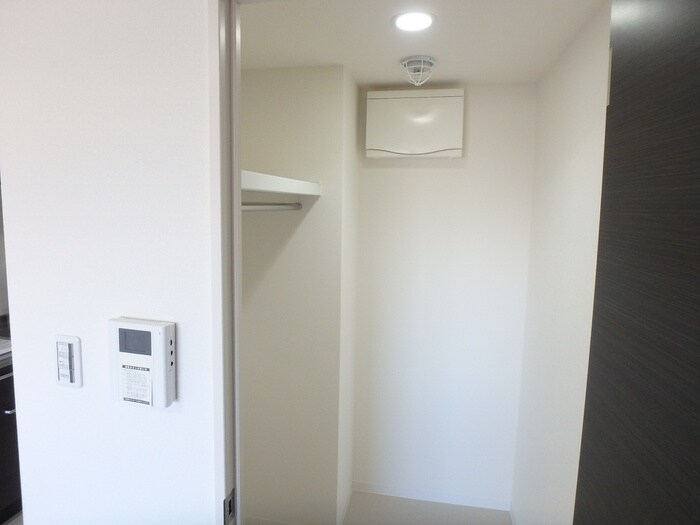 物件内観写真10　(収納)