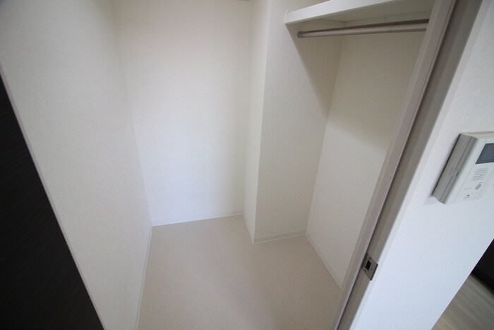 物件内観写真11　(収納)