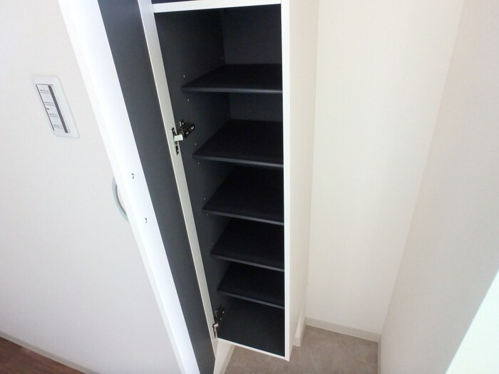 物件内観写真19　(靴箱)