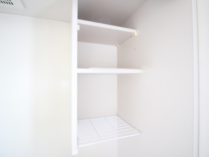 物件内観写真9　(収納)