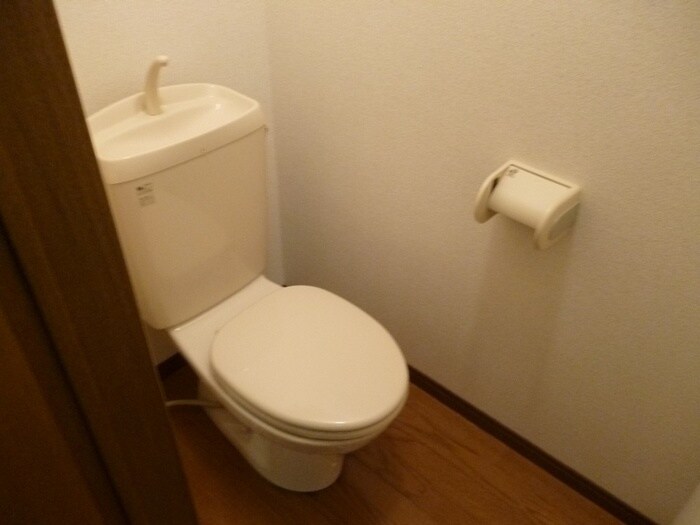 物件内観写真14　(トイレ)