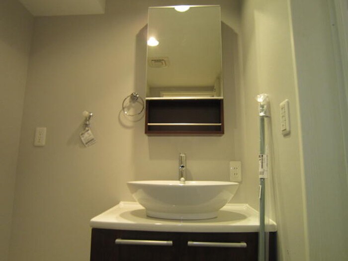 物件内観写真10　(洗面)