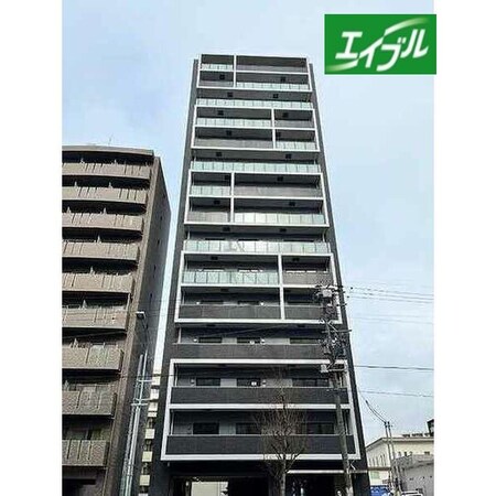 サーパスフォーシア白壁外観写真