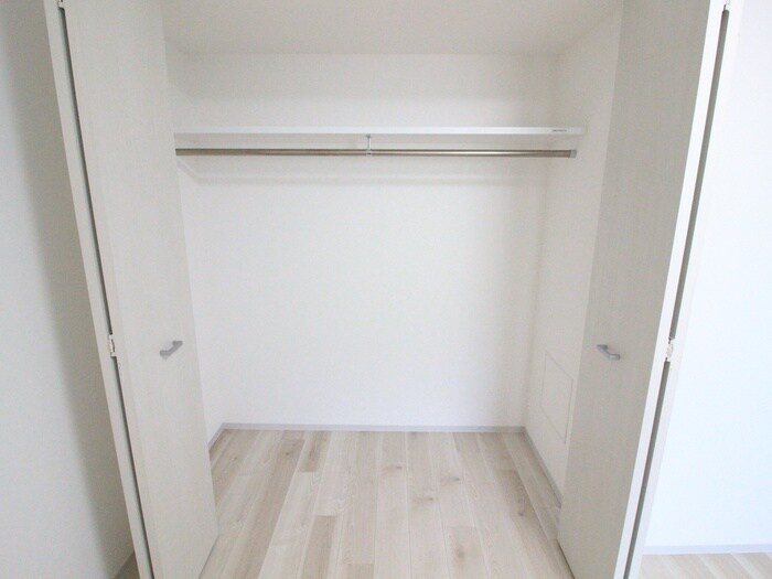 物件内観写真11　(収納)