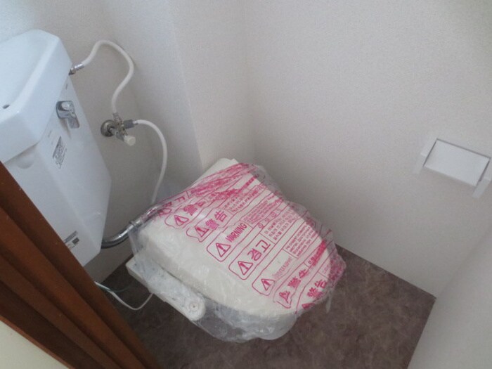 物件内観写真12　(トイレ)