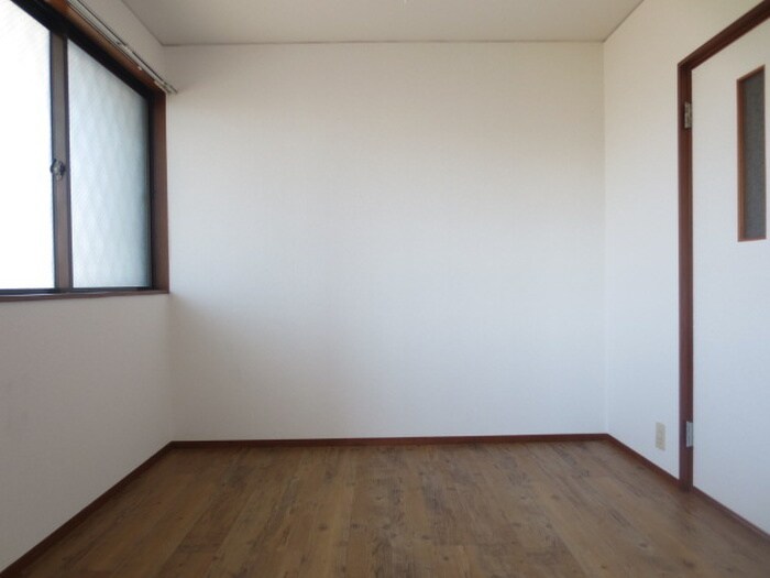 物件内観写真18　(居室)