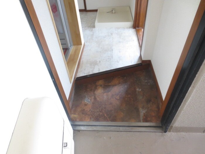 物件内観写真21　(玄関)