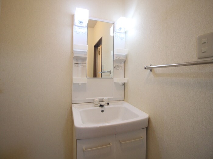 物件内観写真12　(洗面)