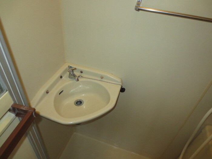 物件内観写真9　(洗面)
