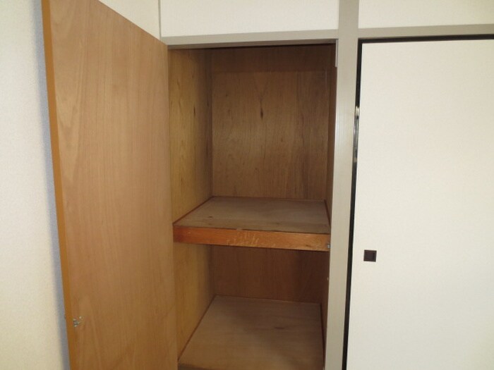 物件内観写真11　(収納)