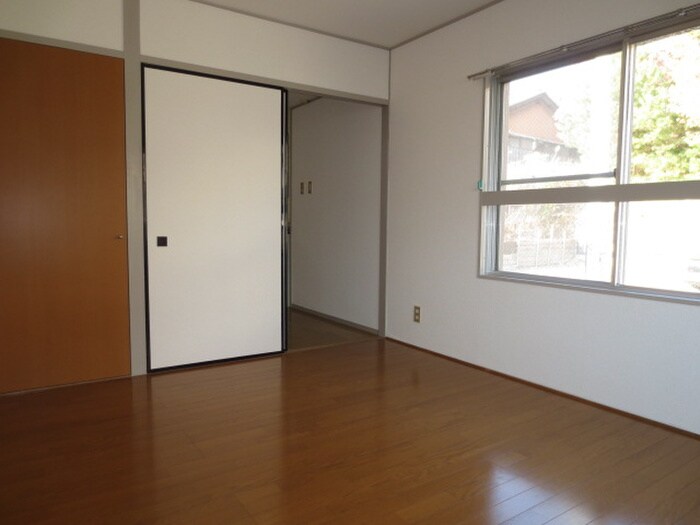 物件内観写真14　(居室)