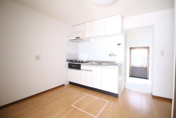 物件内観写真4　(居室)