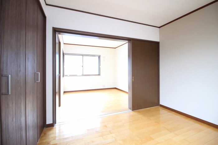 物件内観写真7　(居室)