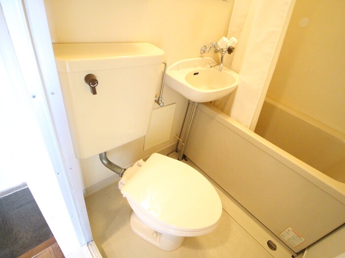 物件内観写真11　(トイレ)