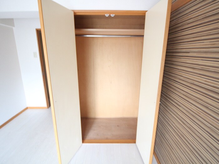 物件内観写真10　(収納)